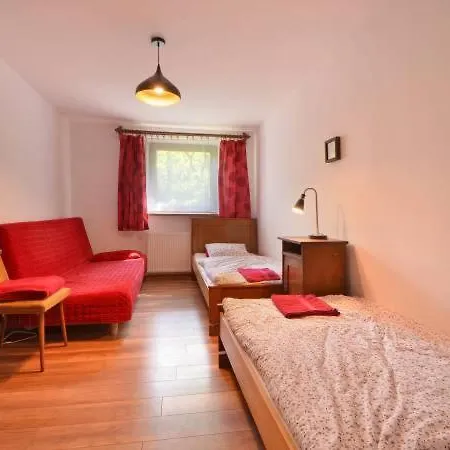 Деревянный коттедж Ranczo Dziki Sad Raciechowice